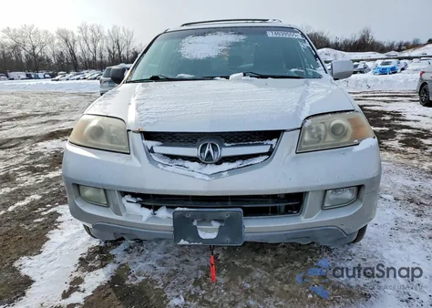 2005 Acura Mdx Touring z USA, uszkodzony, nr VIN 2HNYD18805H551324